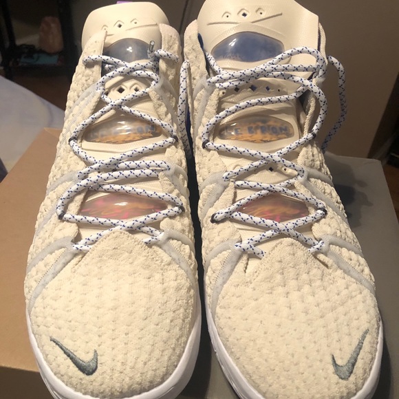 Lebrons - Picture 3 of 6